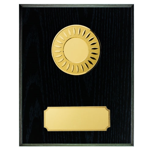 Svart träplakett guld